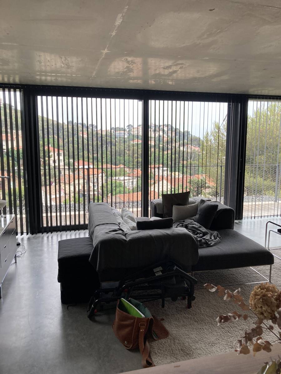 devis pose de stores californiens à Marseille 13008